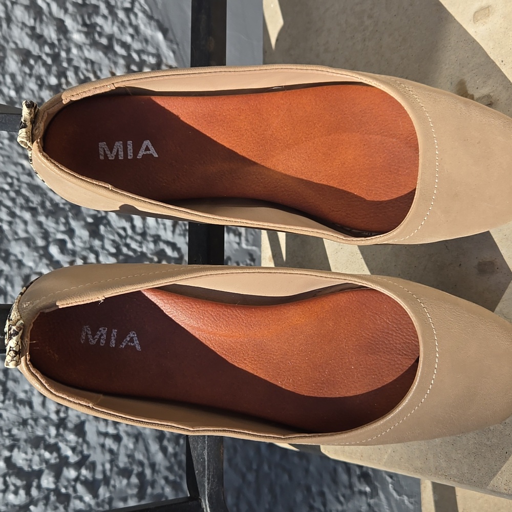 MIA Shoes Lele Casual Slip-On Ballet Flats